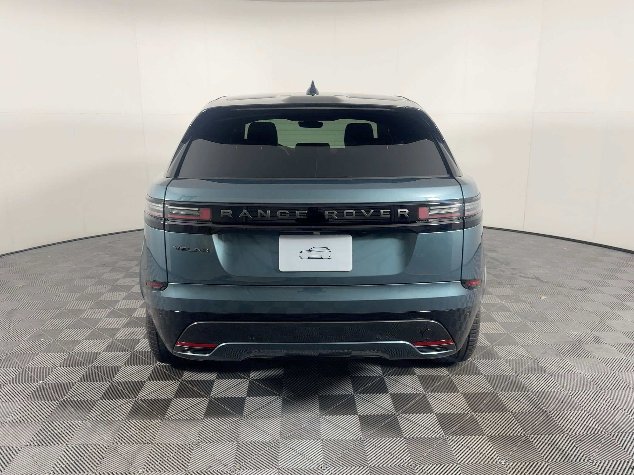 New 2026 Land Rover Range Rover Velar Dynamic SE AWD/4WD image 11