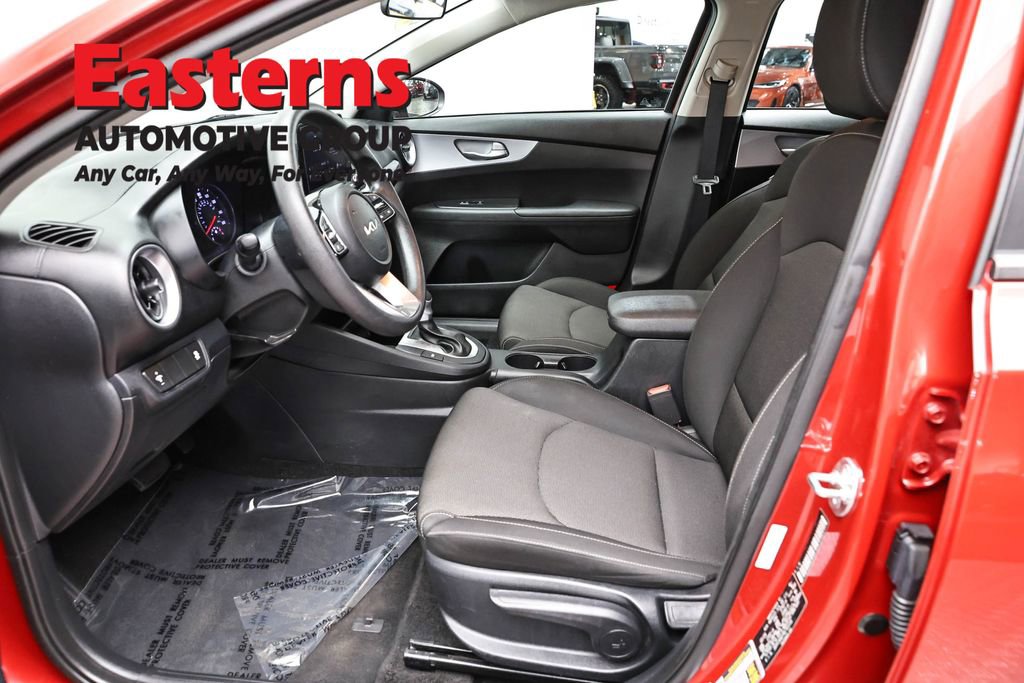 Used 2024 Kia Forte LXS FWD image 13