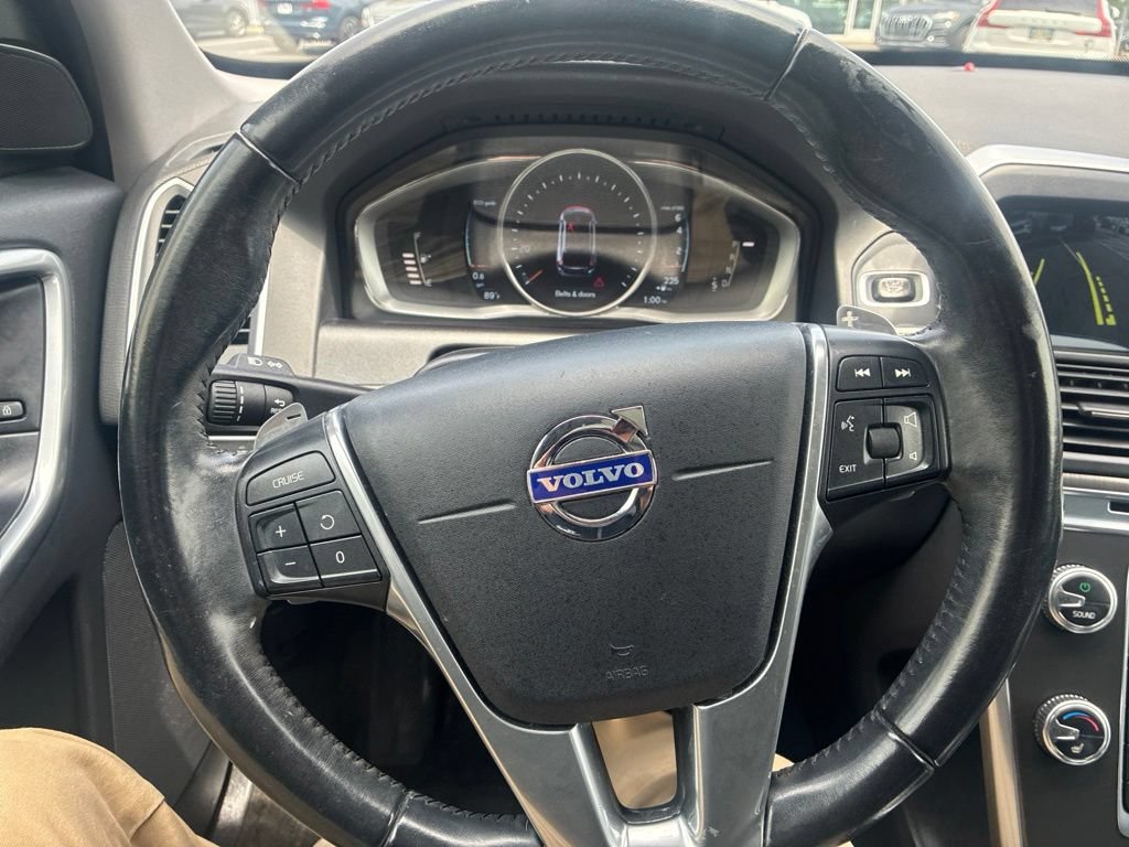 Used 2015 Volvo XC60 T6 w/ Protection Package AWD/4WD image 16