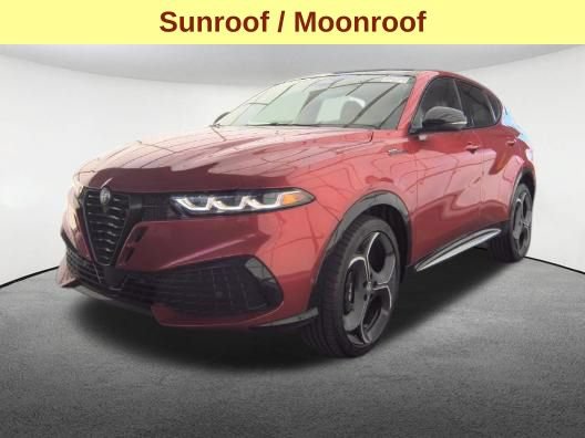 Used 2026 Alfa Romeo Tonale w/ Active Assist Package AWD/4WD image 5