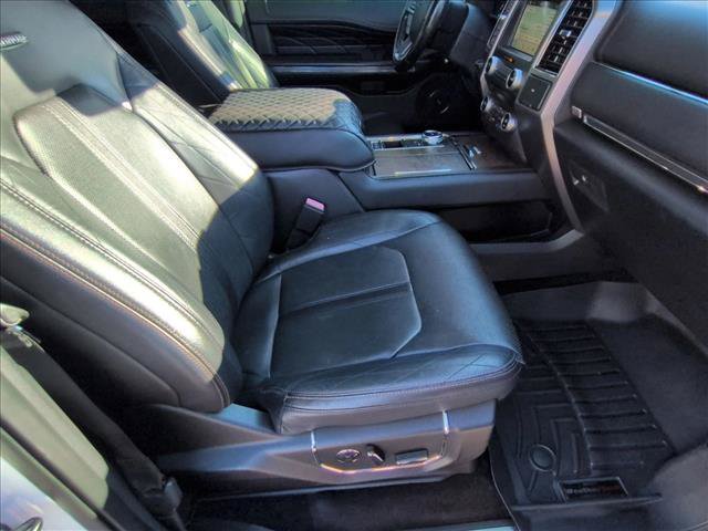 Used 2018 Ford Expedition Max Platinum RWD image 20