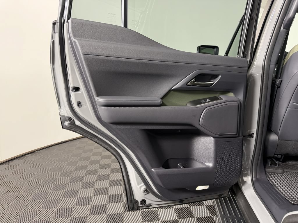 Used 2025 Lexus GX 550 AWD/4WD image 47