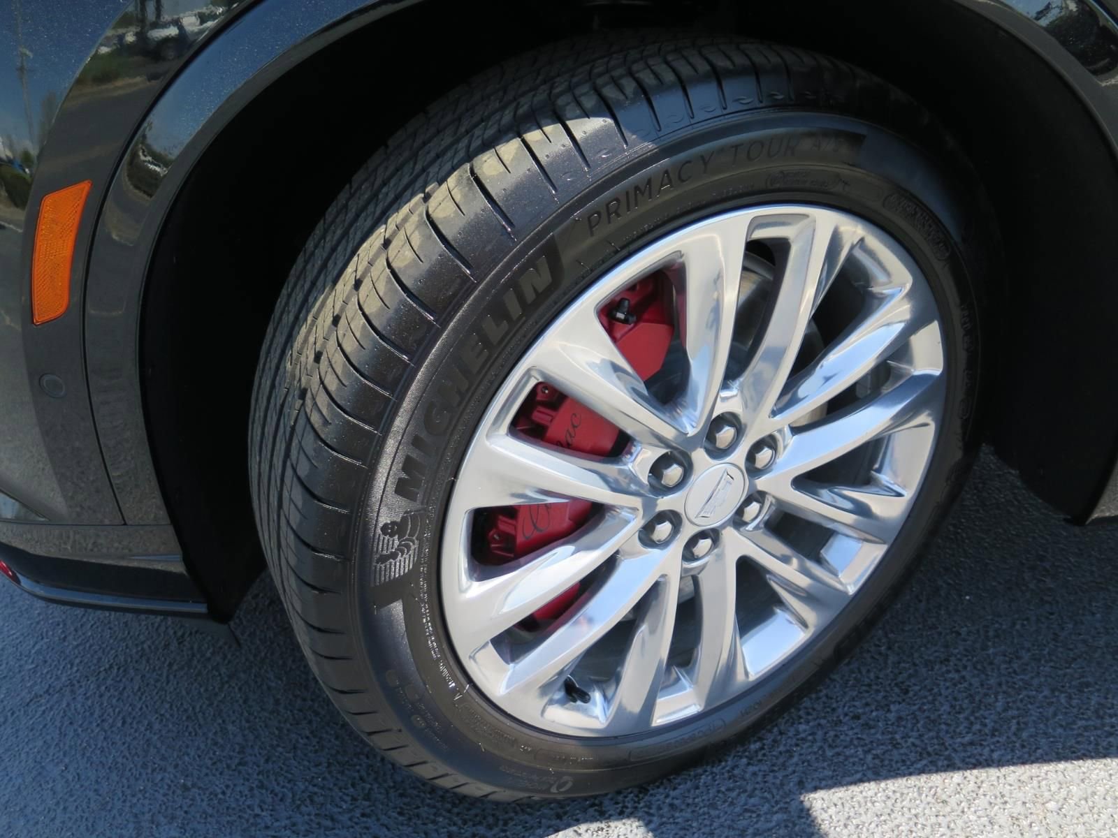 Used 2025 Cadillac XT6 Sport w/ Technology Package image 25