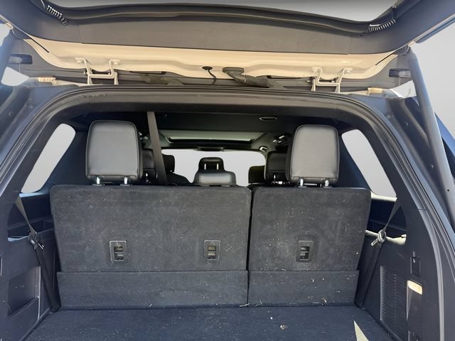 Used 2019 Ford Expedition XLT w/ Equipment Group 202A AWD/4WD image 10