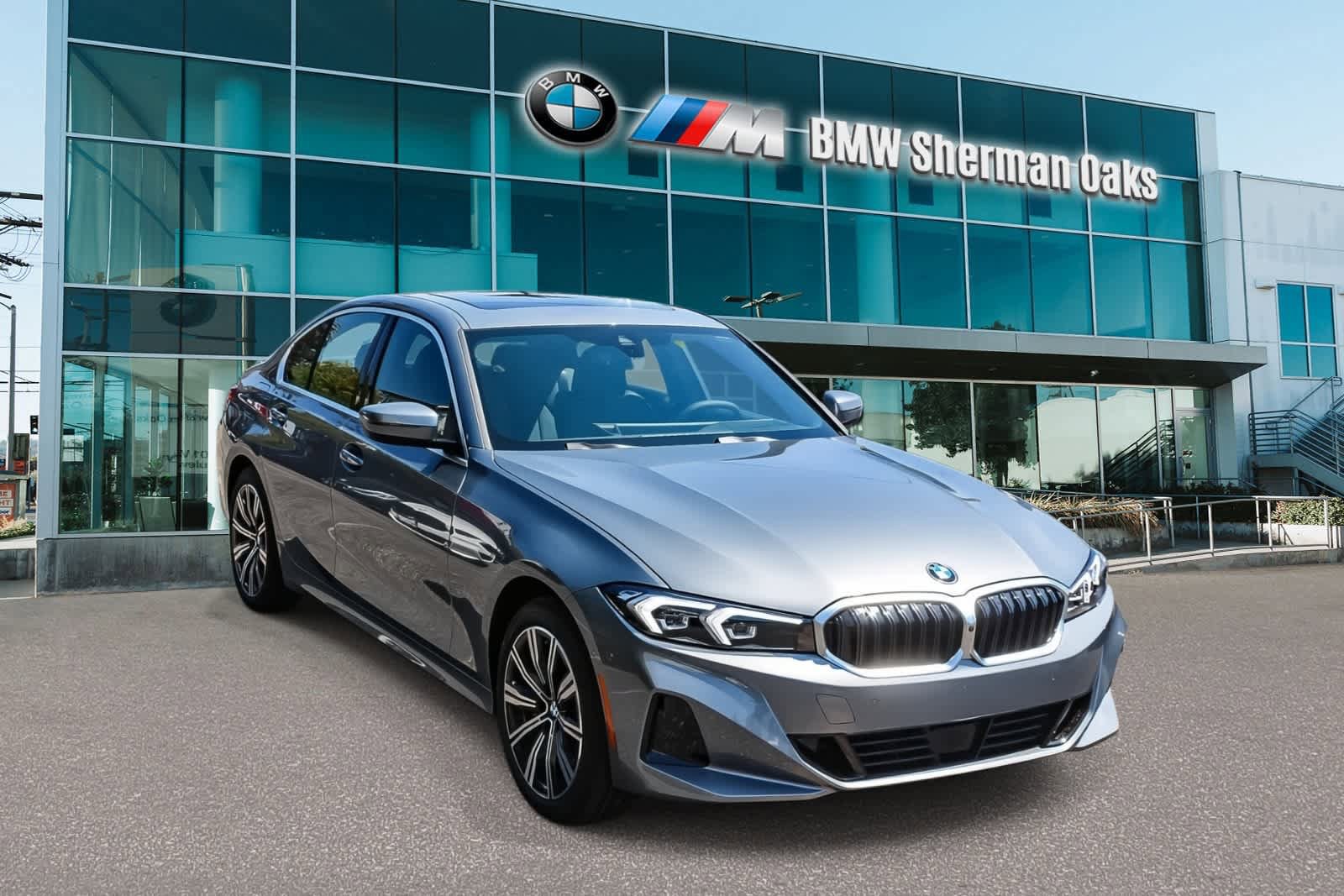 New 2026 BMW 330i xDrive Sedan w/ Premium Package AWD/4WD image 6