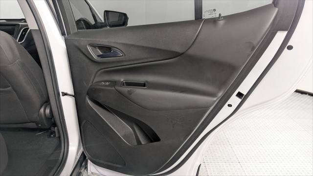 Used 2022 Chevrolet Equinox LT FWD image 19