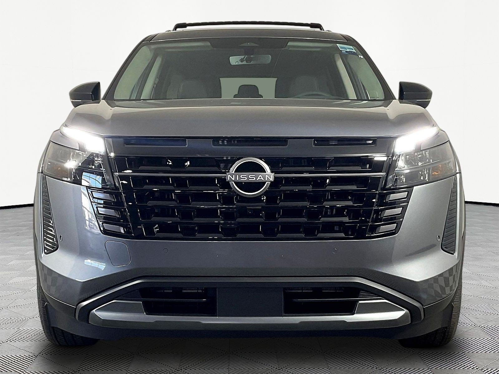 New 2026 Nissan Pathfinder Platinum AWD/4WD image 2