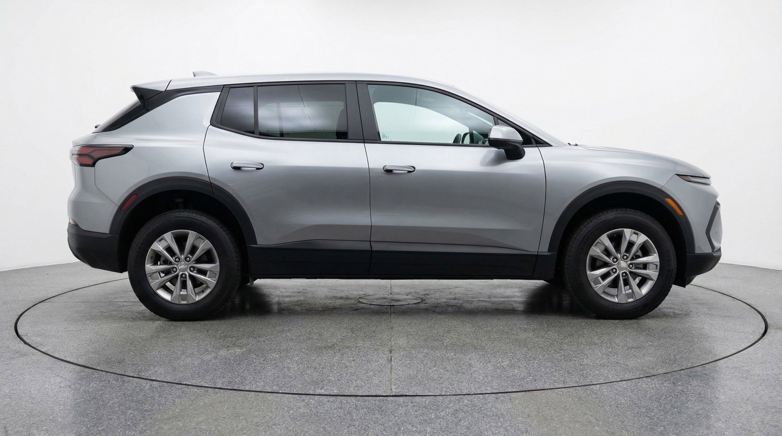 Used 2025 Chevrolet Equinox LT image 11