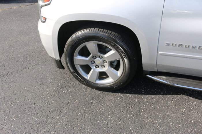 Used 2018 Chevrolet Suburban Premier image 21