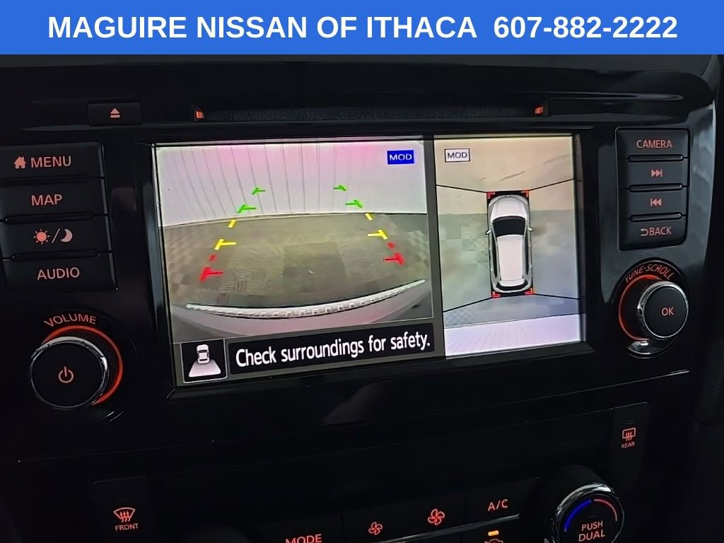 Used 2018 Nissan Rogue SV w/ Sun & Sound Touring Package image 24