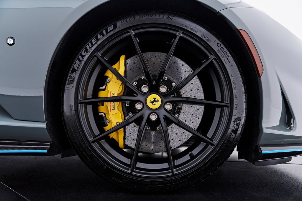Used 2023 Ferrari 812 GTS RWD image 59