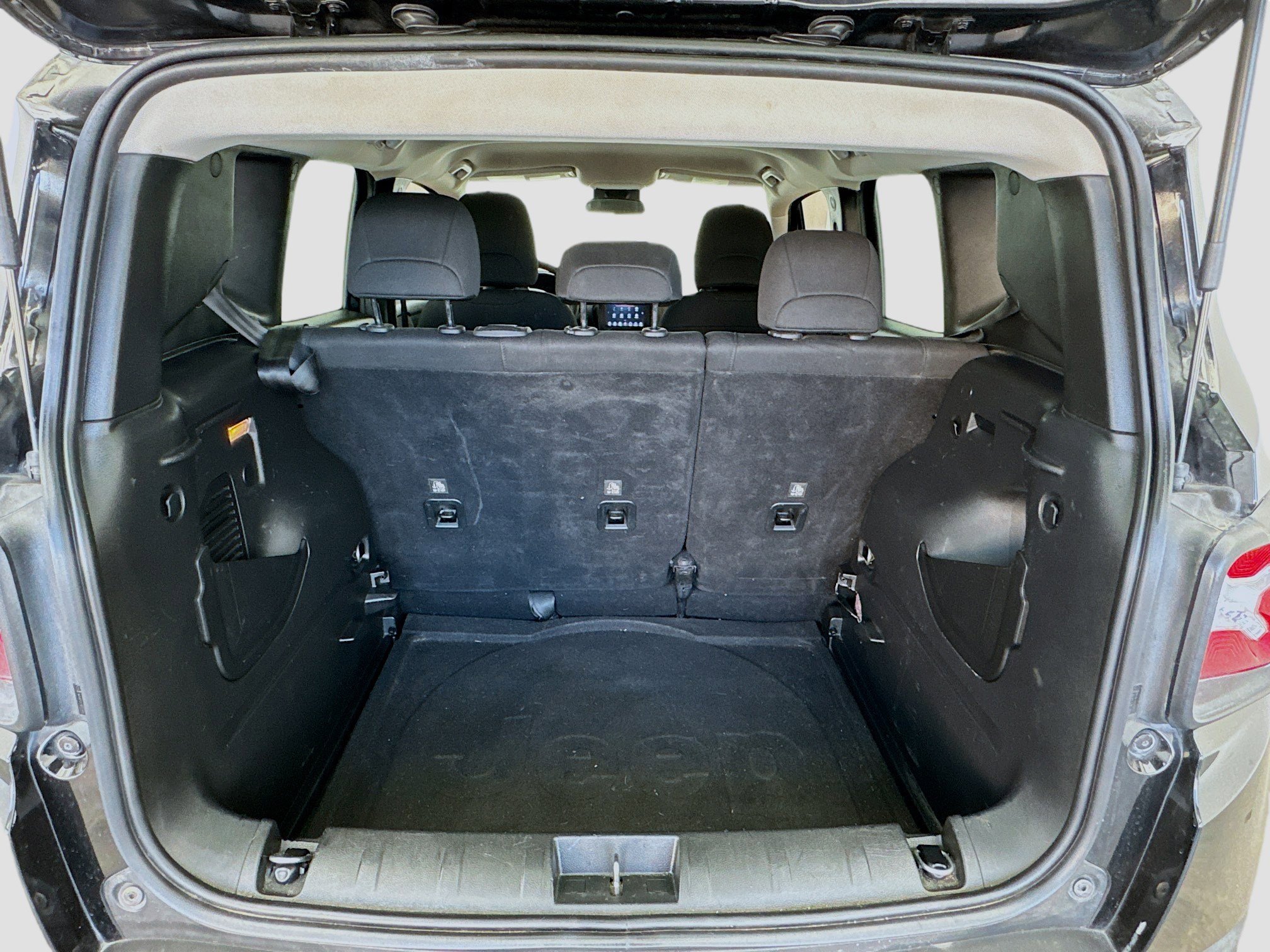 Used 2021 Jeep Renegade Sport image 14