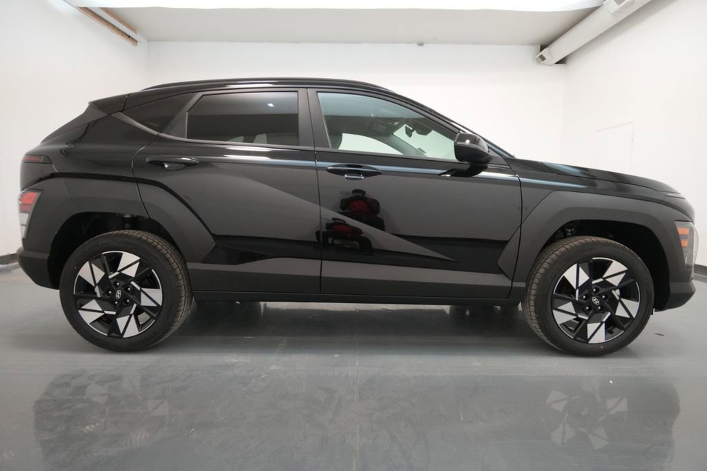 New 2025 Hyundai Kona SEL image 11