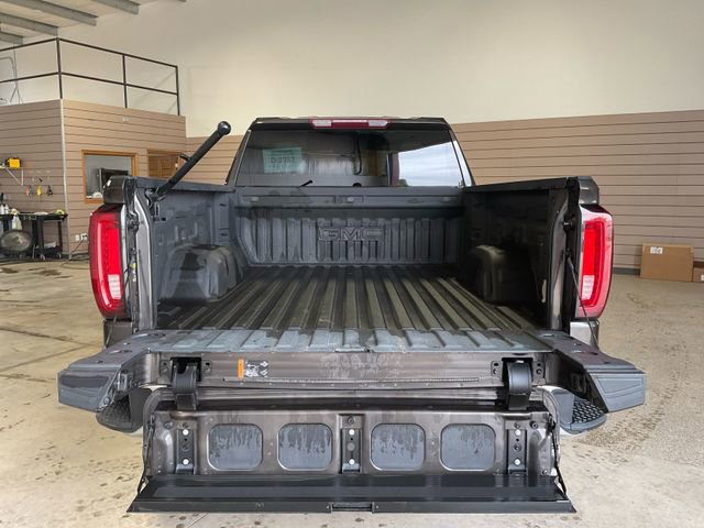 Used 2021 GMC Sierra 1500 SLT w/ X31 Off-Road Package image 11