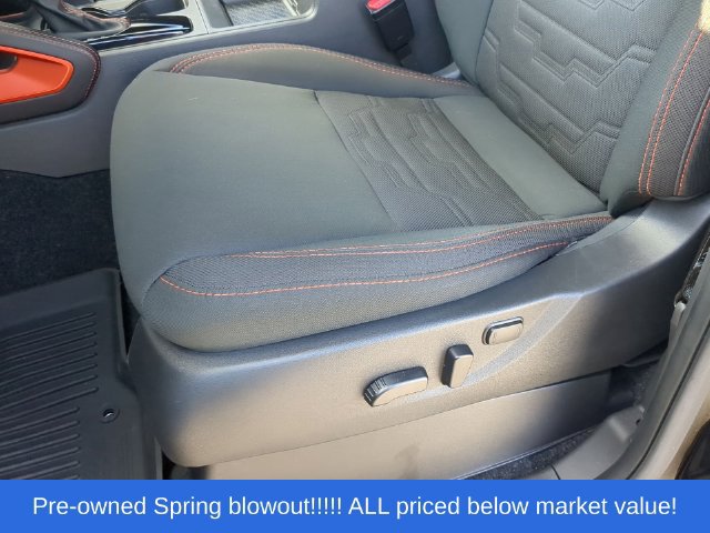 Used 2025 Nissan Frontier PRO-4X AWD/4WD image 24