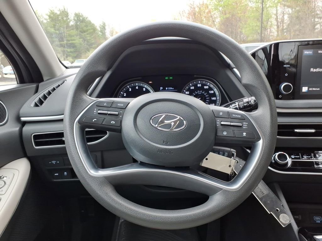 Used 2023 Hyundai Sonata SE w/ Cargo Package FWD image 13