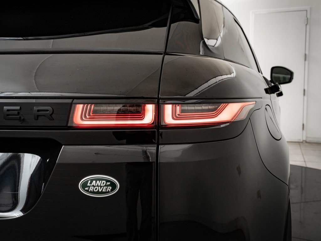 Used 2023 Land Rover Range Rover Evoque R-Dynamic S image 9