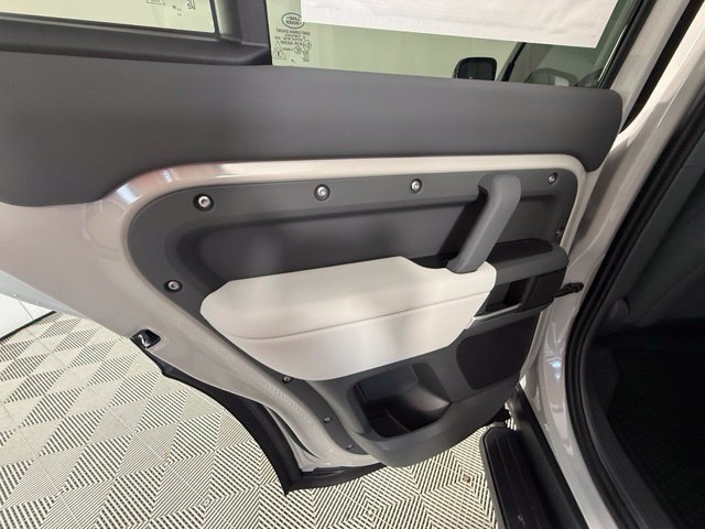 New 2026 Land Rover Defender 110 S AWD/4WD image 25