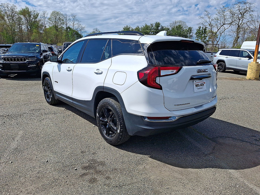 Used 2022 GMC Terrain AT4 w/ LPO, Floor Liner Package AWD/4WD image 6