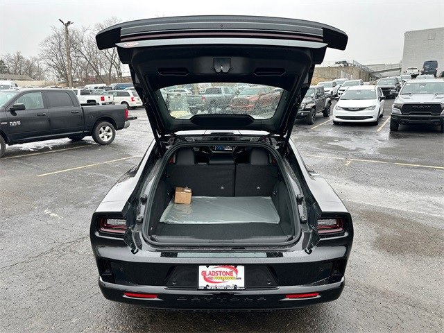 New 2025 Dodge Charger R/T Scat Pack w/ Track Pack image 9