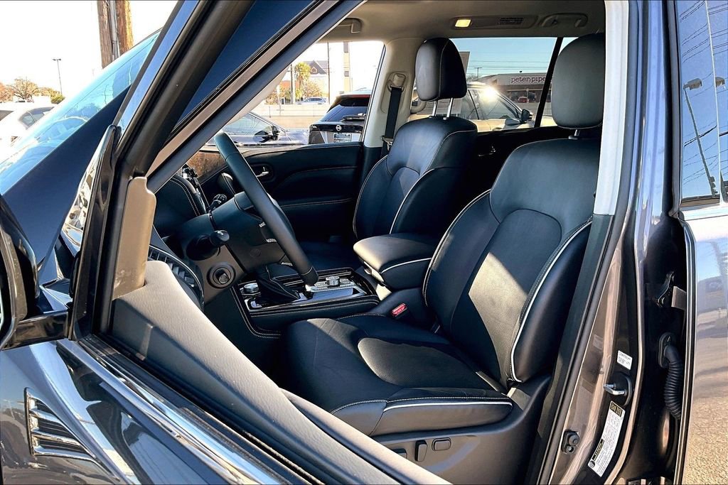 Certified 2023 INFINITI QX80 Premium Select w/ Cargo Package image 37