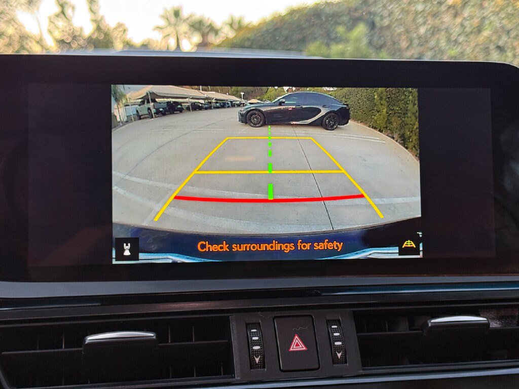 Certified 2024 Lexus ES 300h w/ Premium Package FWD image 15