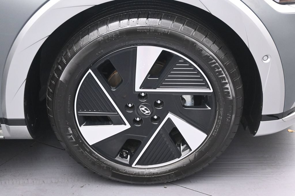 Used 2025 Hyundai Ioniq 5 Limited RWD image 38
