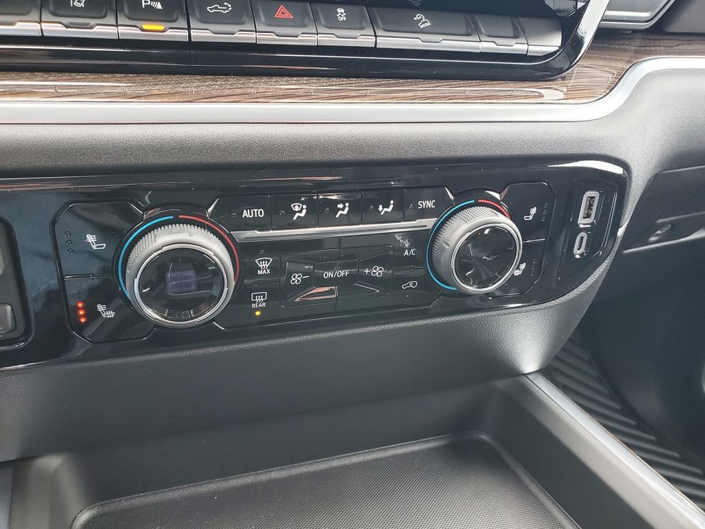 New 2026 Chevrolet Silverado 2500 LT w/ Z71 Chrome Sport Edition image 23