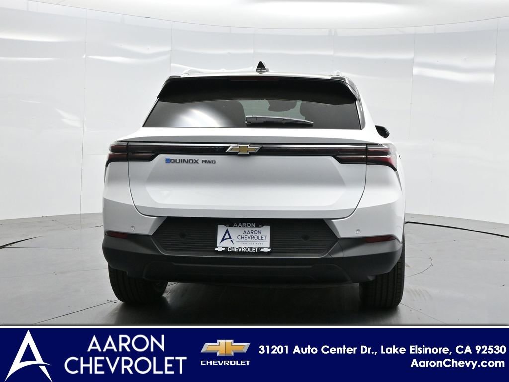New 2026 Chevrolet Equinox EV LT image 32