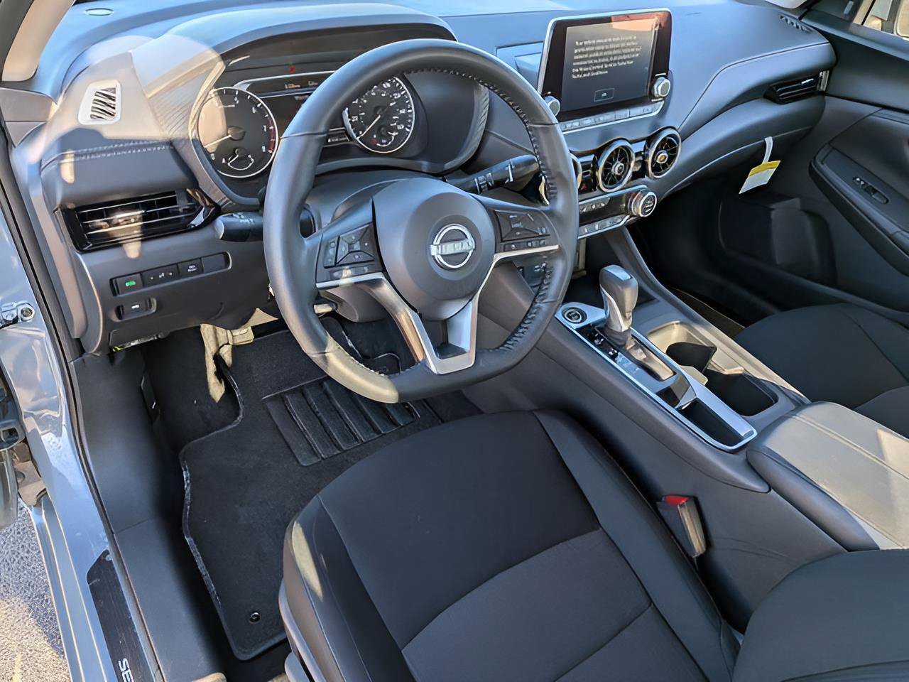Certified 2025 Nissan Sentra SV w/ All-Weather Package FWD image 10