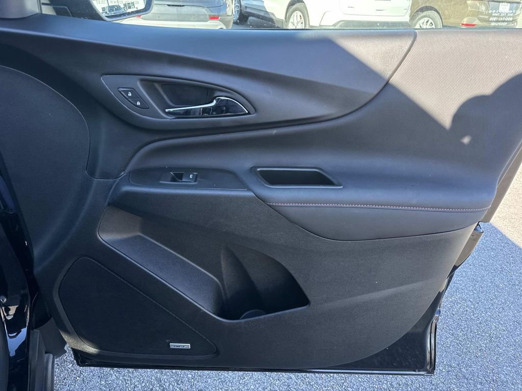 Certified 2024 Chevrolet Equinox RS w/ RS Leather Package image 12