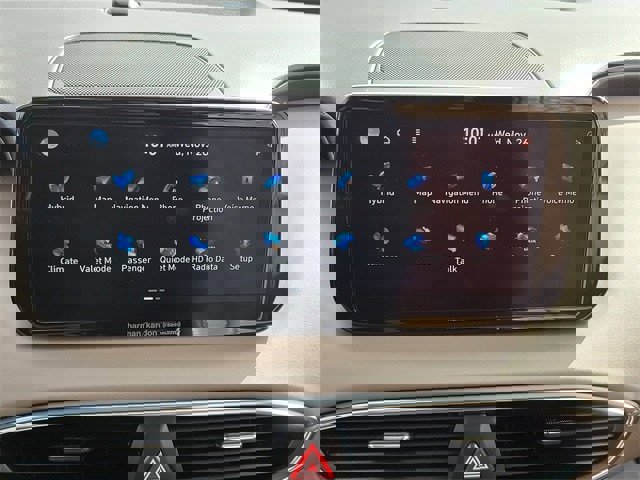 Certified 2022 Hyundai Santa Fe Limited image 19