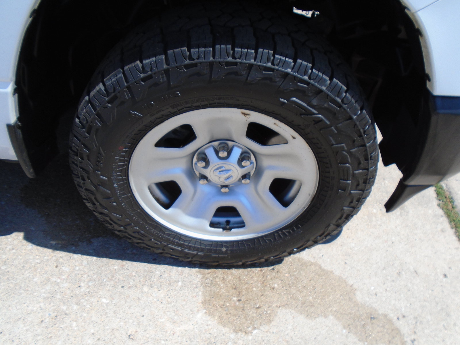 Used 2022 RAM 1500 Tradesman w/ Level 1 Safety Group AWD/4WD image 19