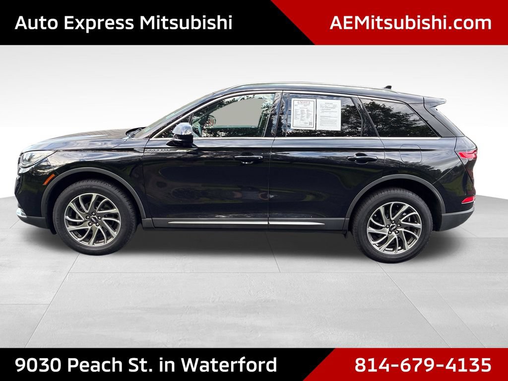 Used 2021 Lincoln Corsair AWD w/ Equipment Group 101A image 4