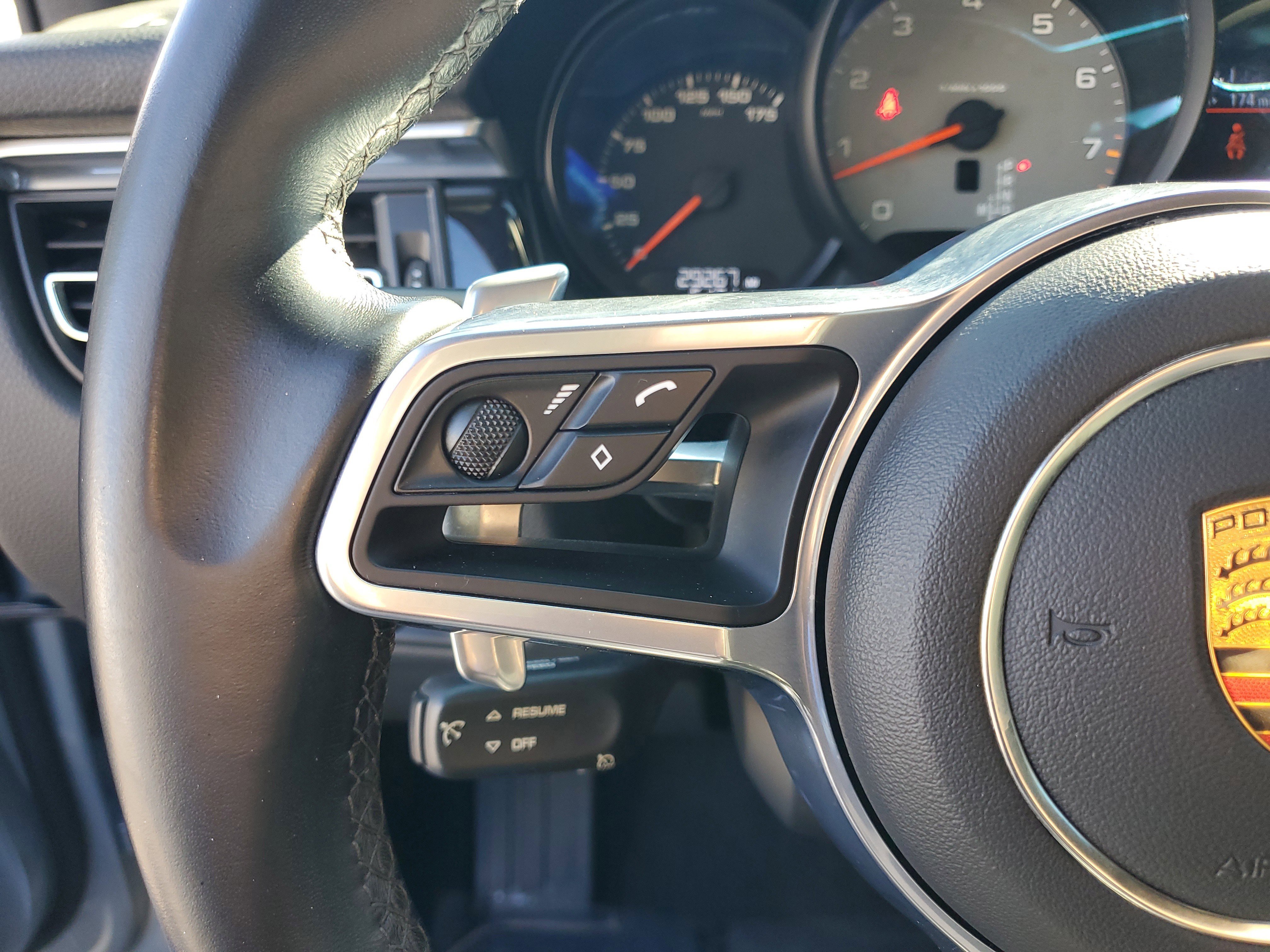 Used 2021 Porsche Macan S image 27