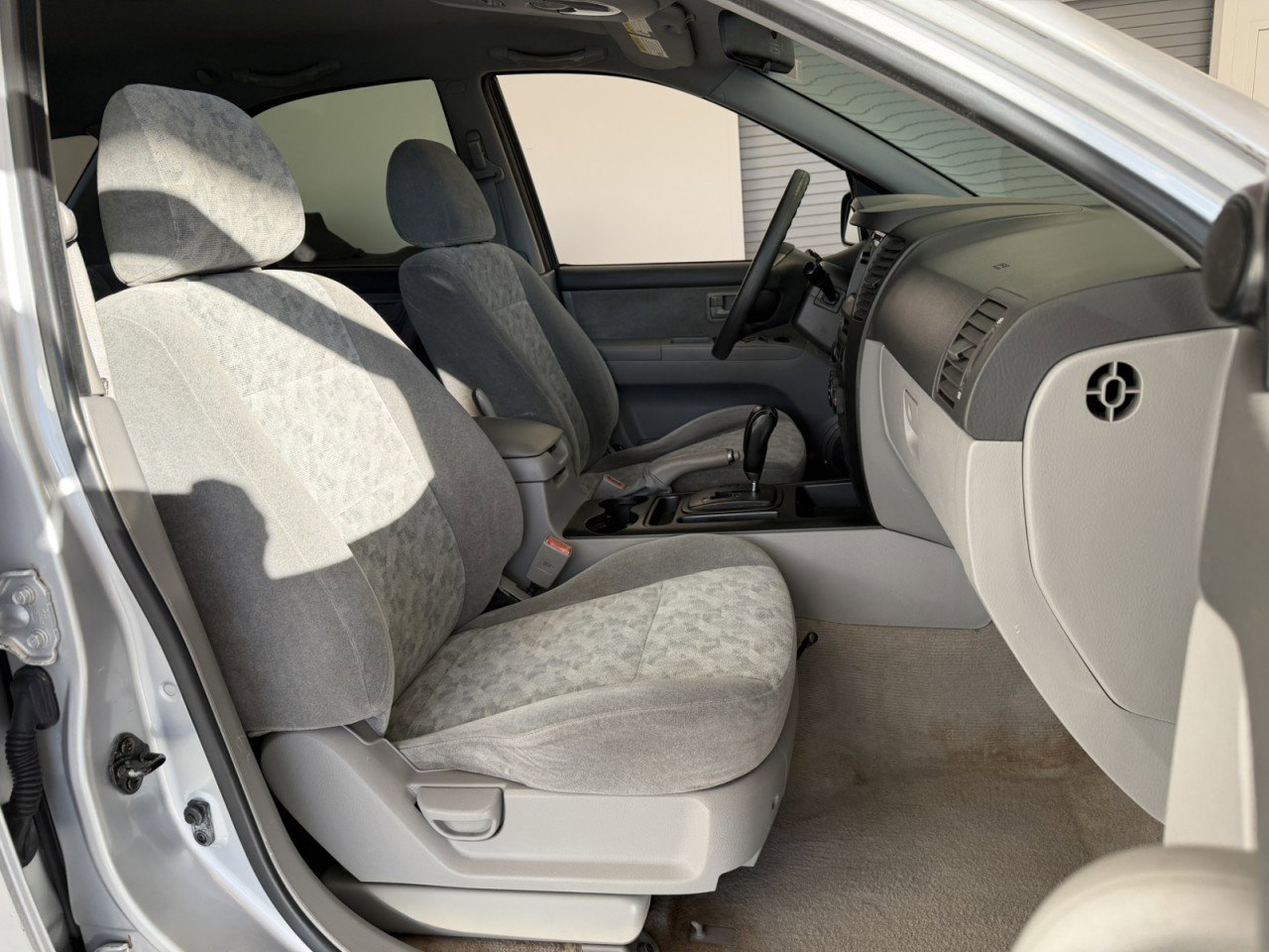 Used 2006 Kia Sorento LX image 24