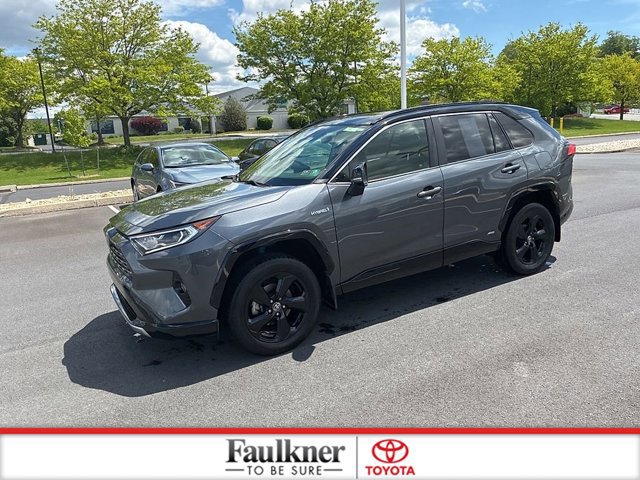 Used 2020 Toyota RAV4 XSE w/ All Weather Liner Package AWD/4WD image 16