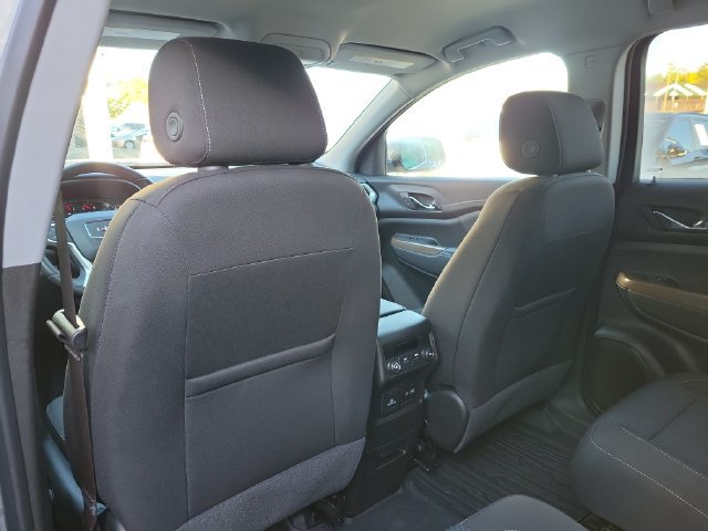 Used 2023 GMC Acadia SLE w/ Driver Convenience Package FWD image 12