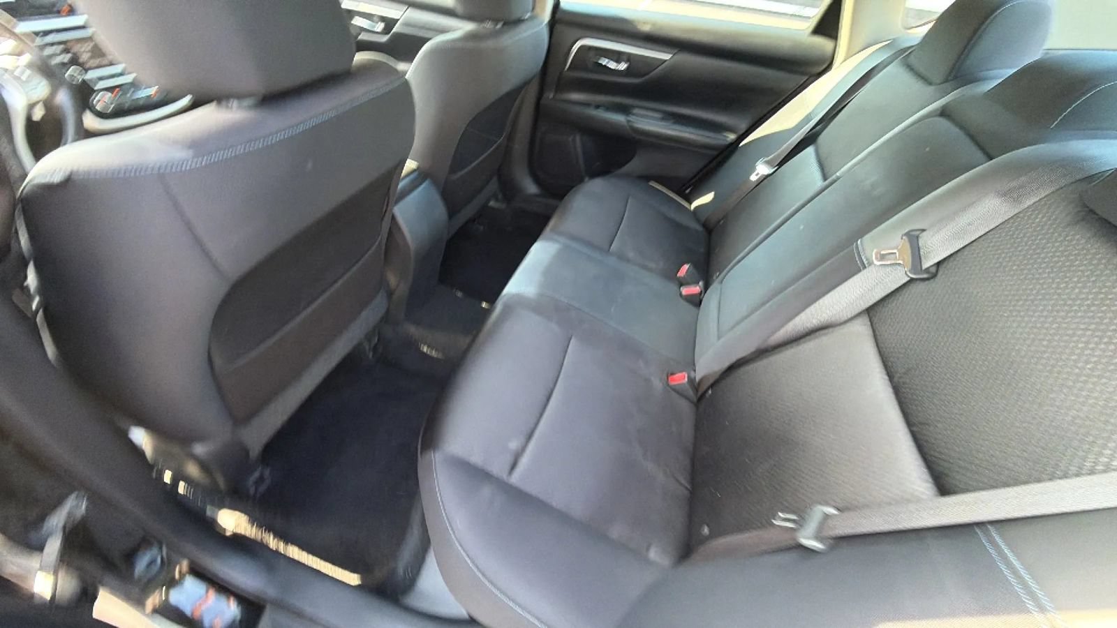 Used 2018 Nissan Altima 2.5 SR FWD image 37