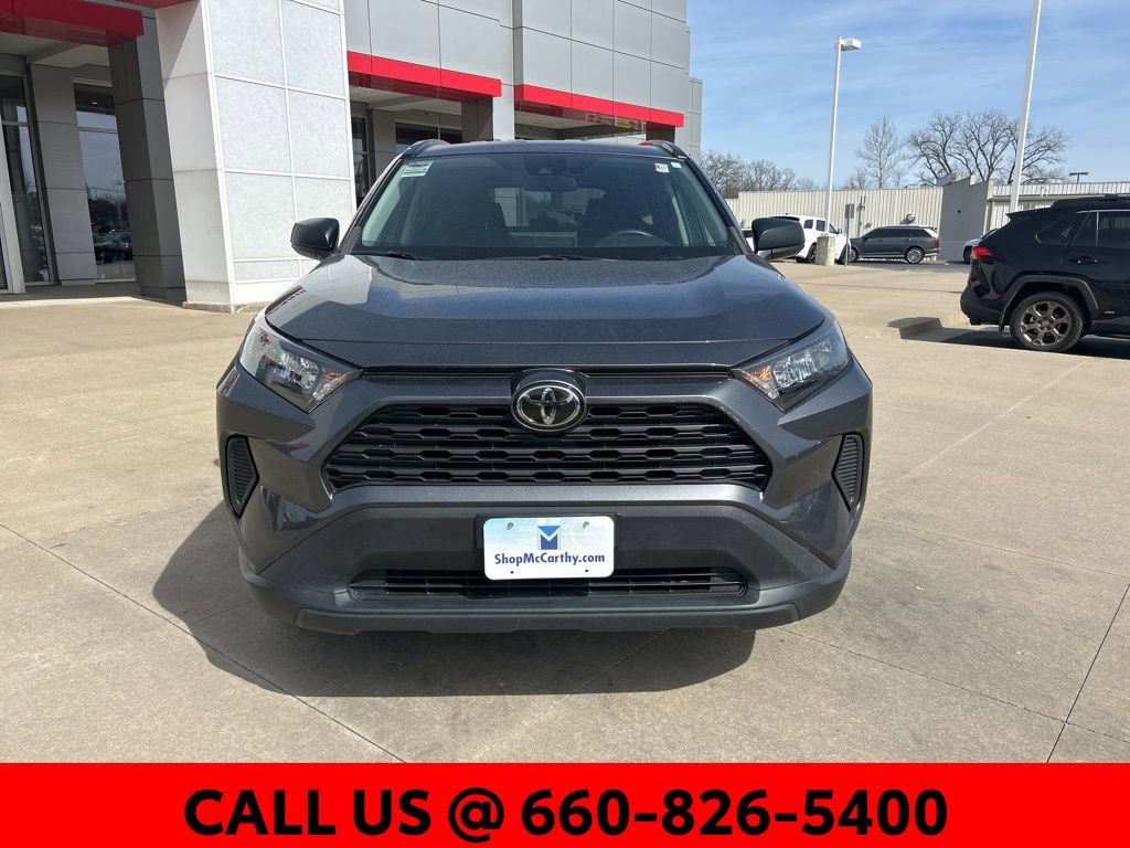Used 2019 Toyota RAV4 LE w/ Carpet Mat Package video 2
