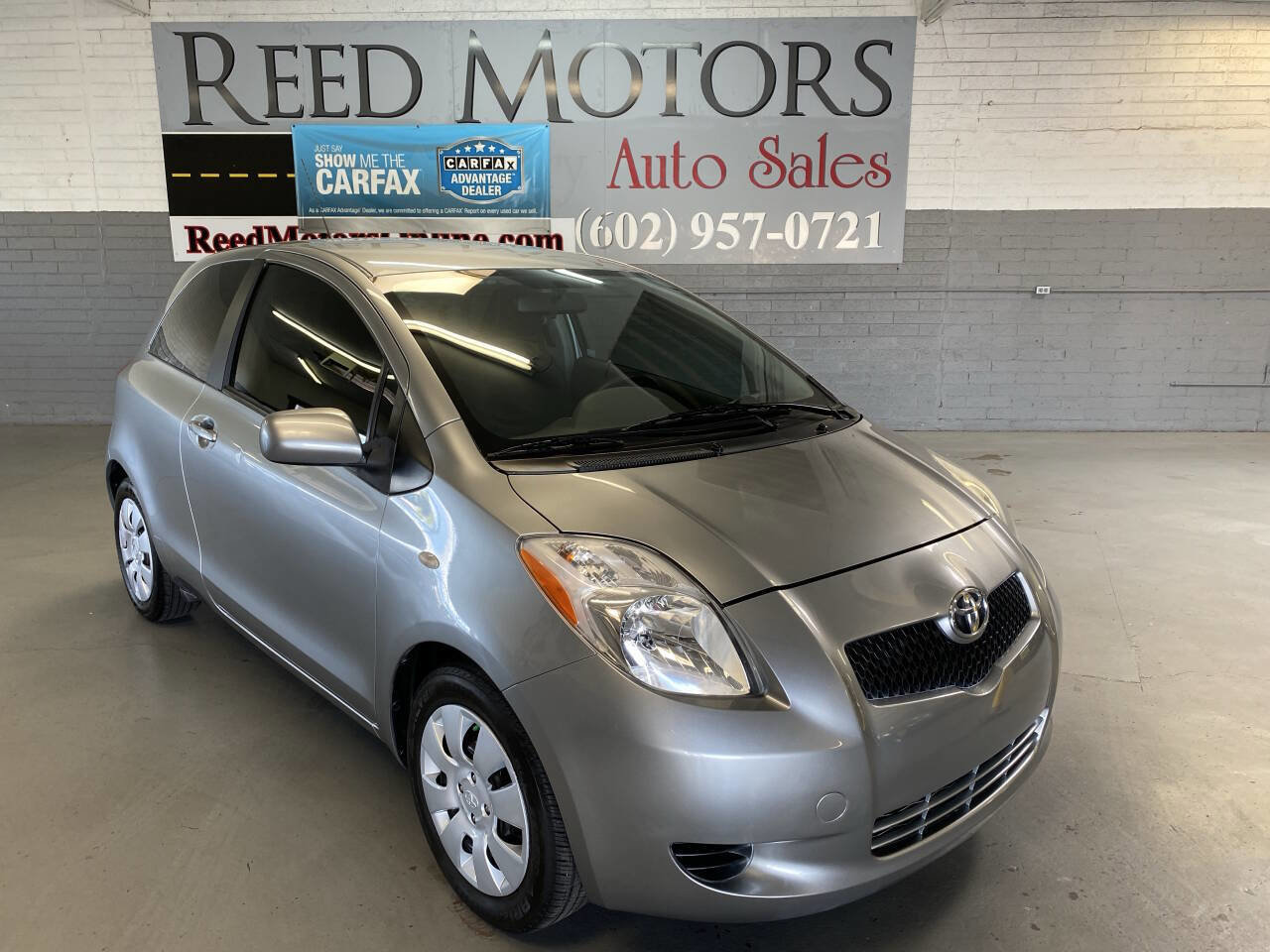 Used 2008 Toyota Yaris 2-Door Hatchback image 1