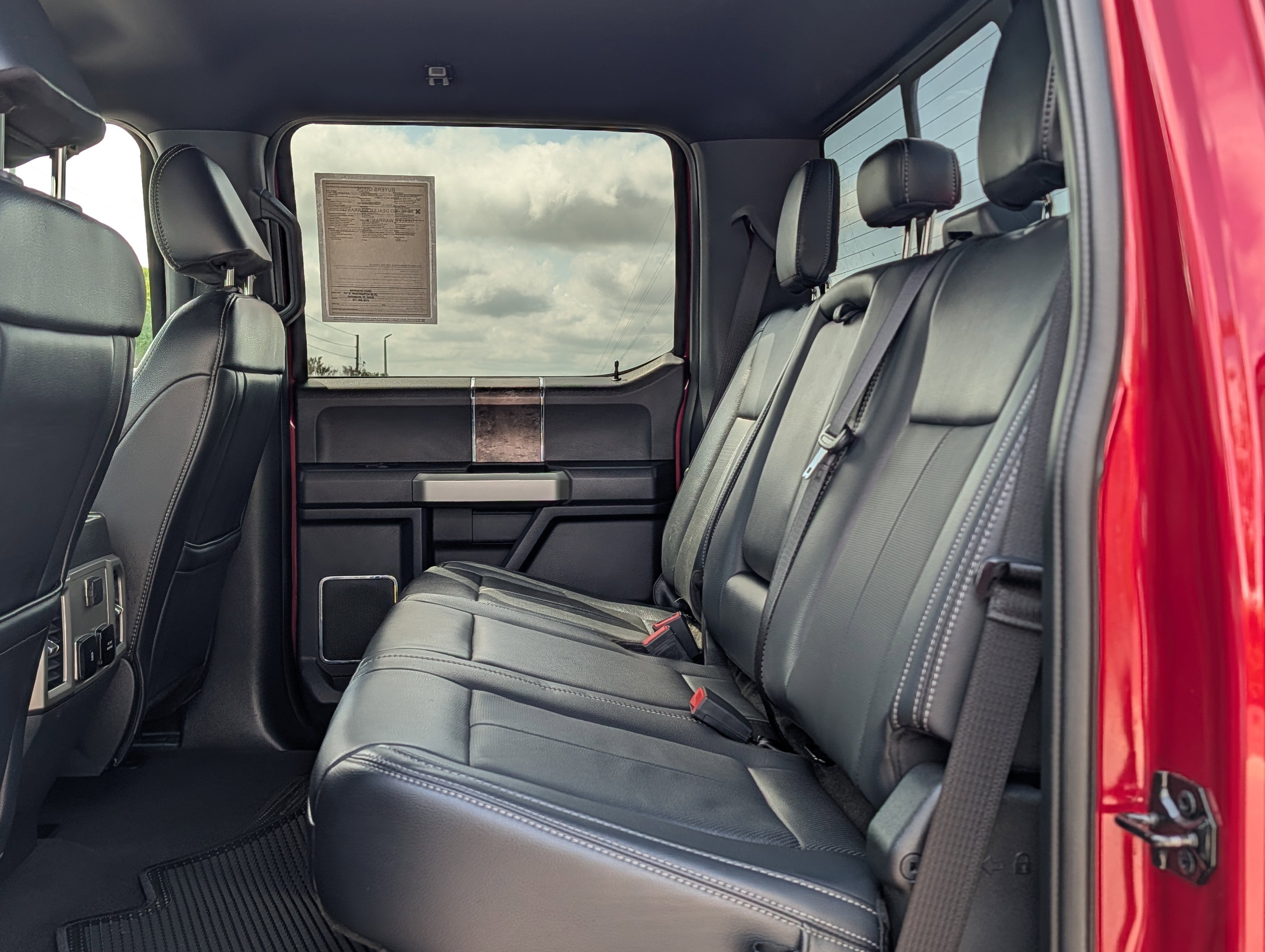 Used 2022 Ford F250 Lariat w/ Lariat Value Package AWD/4WD image 15