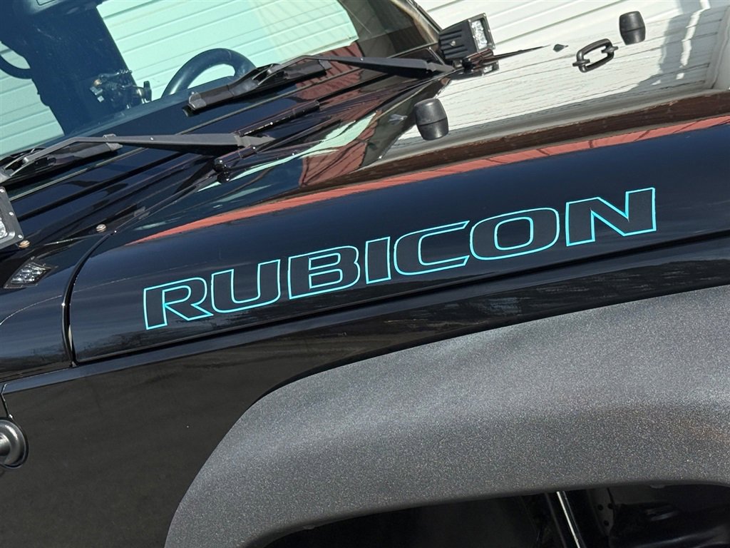 Used 2015 Jeep Wrangler Unlimited Rubicon w/ Dual Top Group image 33