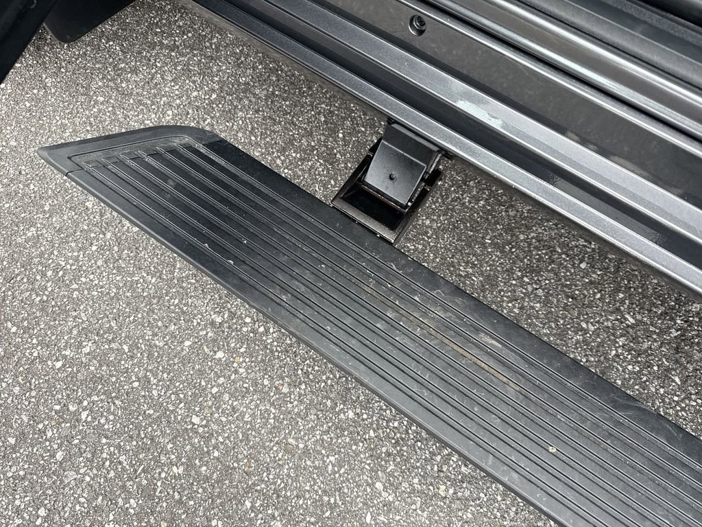 Used 2025 Toyota Sequoia Platinum image 22