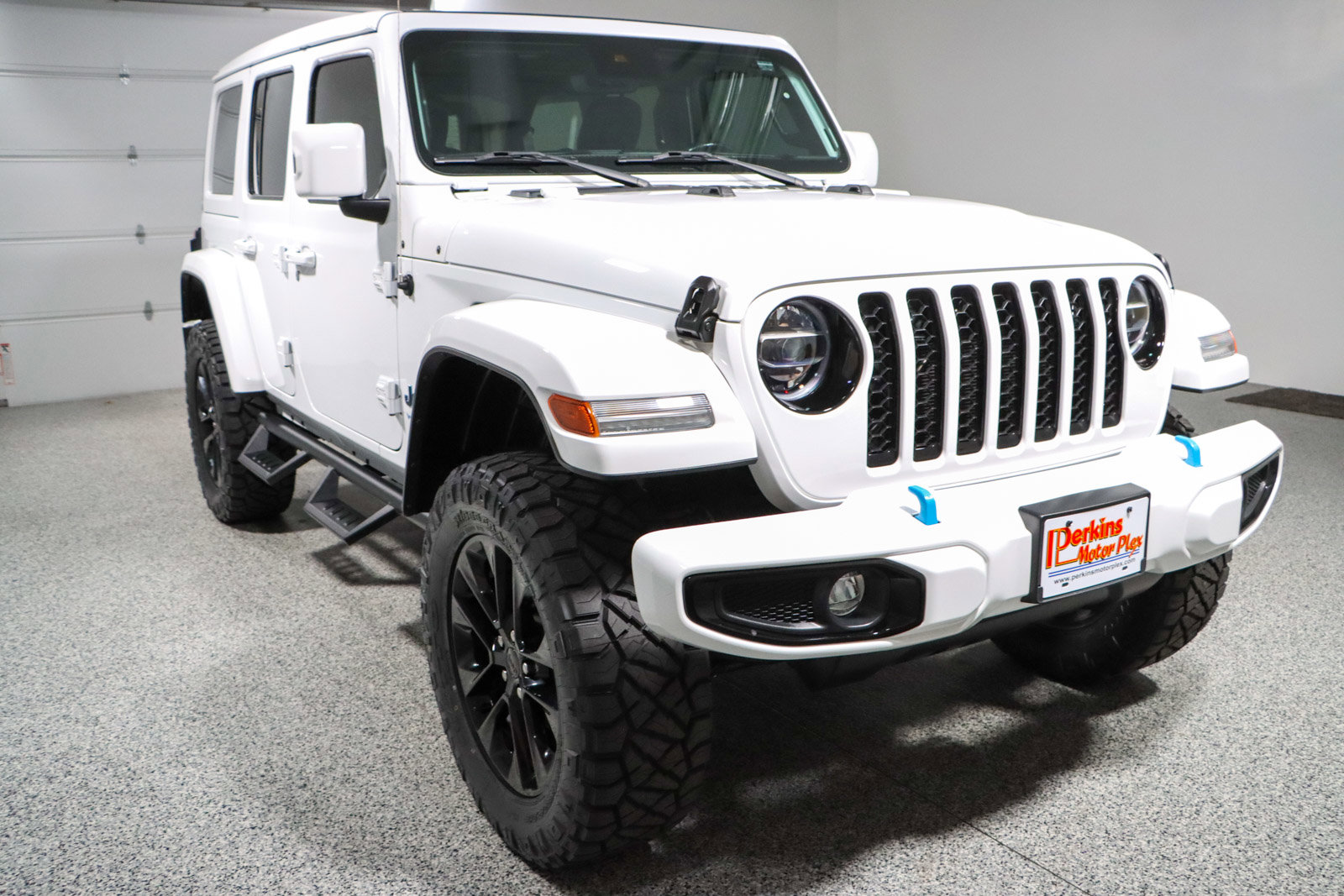 Used 2021 Jeep Wrangler Unlimited Sahara image 6