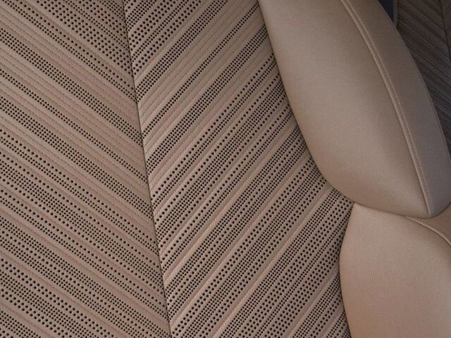 New 2025 Cadillac Escalade IQ Luxury 2 image 21