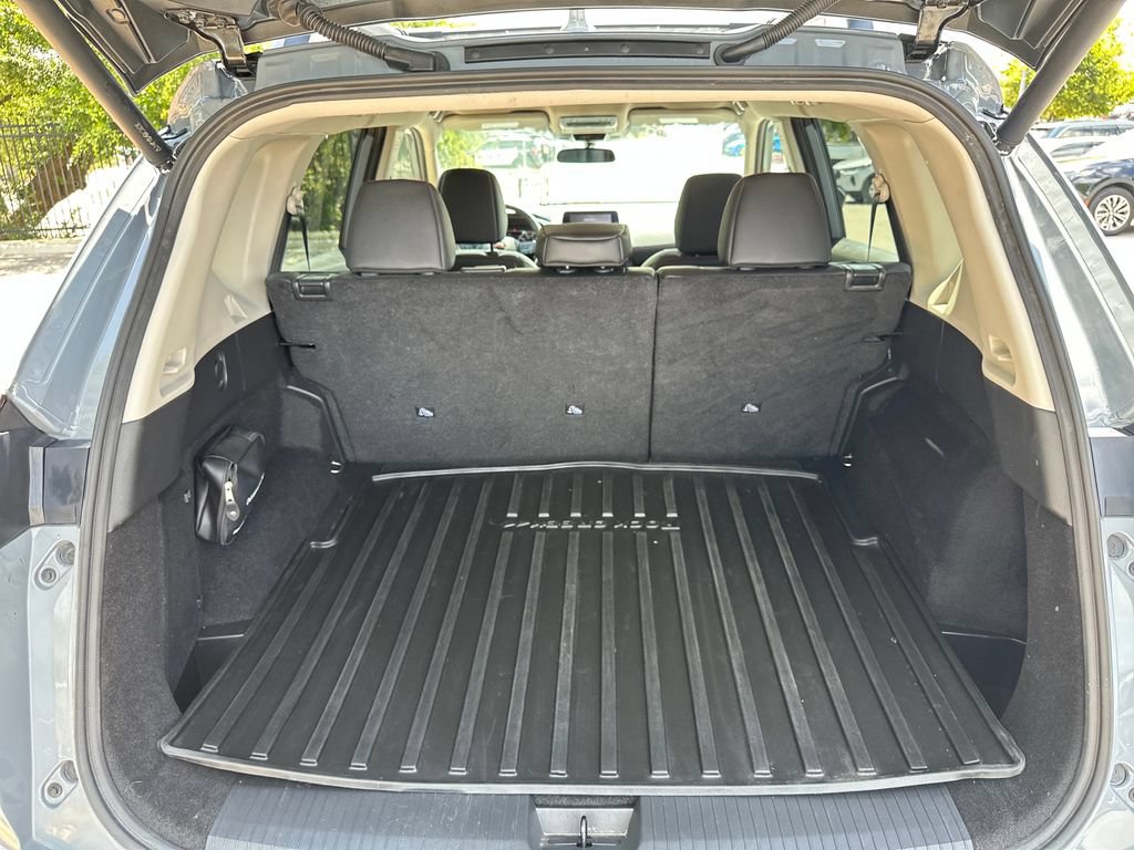Used 2025 Nissan Rogue SV AWD/4WD image 41