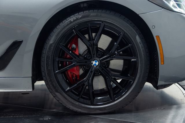 Used 2023 BMW 540i xDrive w/ M Sport Package image 28