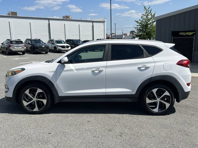 Used 2016 Hyundai Tucson Sport FWD image 10