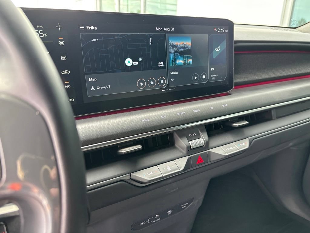 Certified 2024 Kia EV9 GT-Line AWD/4WD image 12